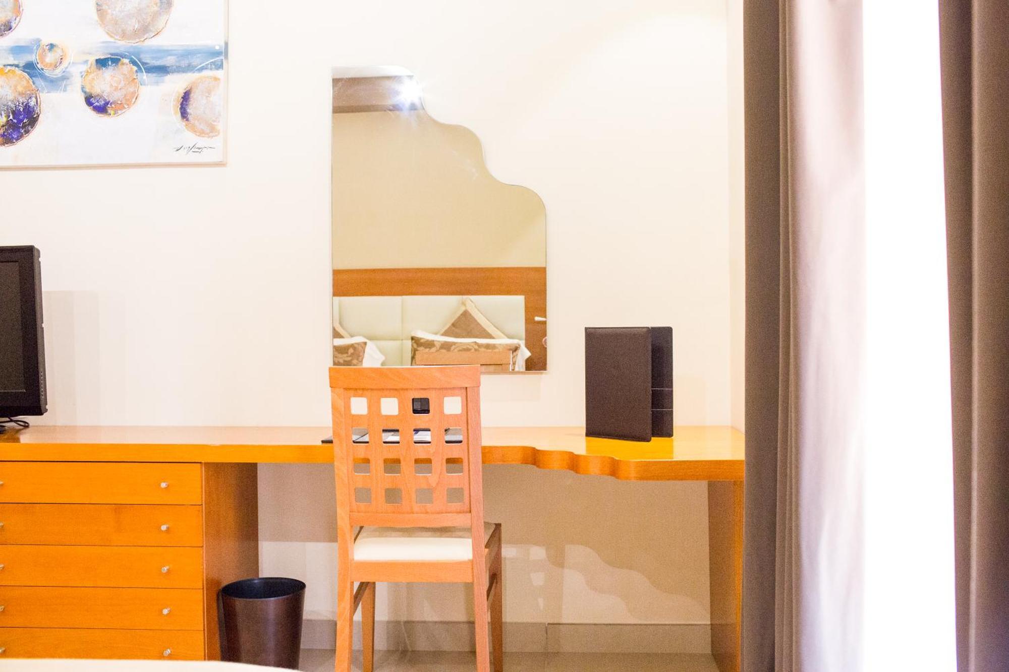 Hotel Agora Sure Hotel Collection By Best Western Lago Patria Phòng bức ảnh