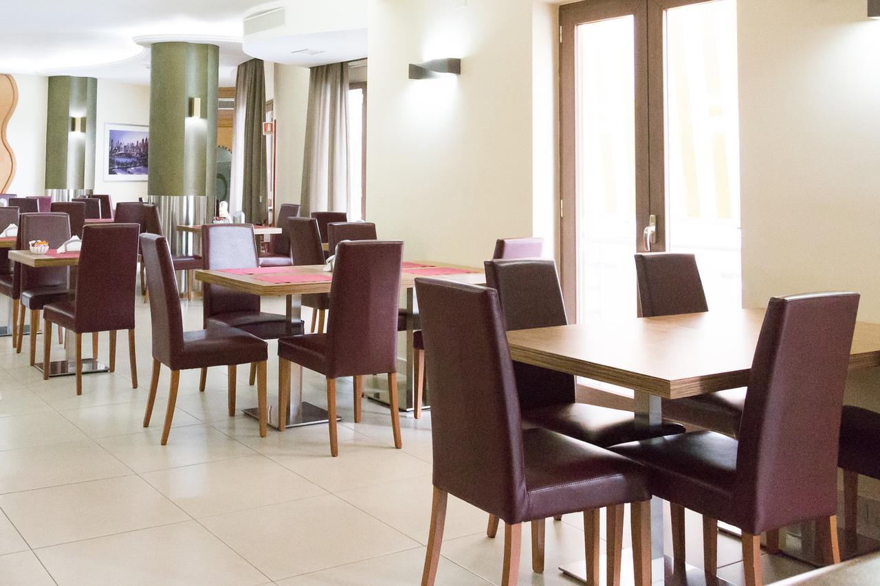 Hotel Agora Sure Hotel Collection By Best Western Lago Patria Ngoại thất bức ảnh